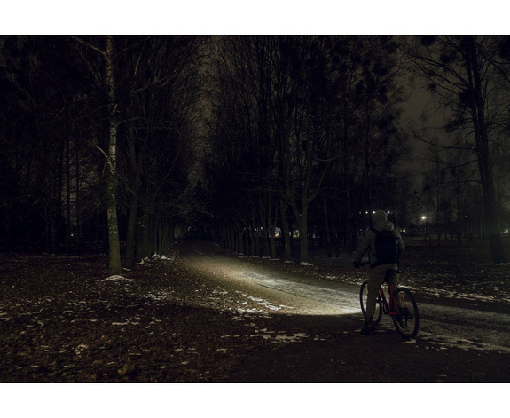 Armytek Partner C2 Magnet USB Warm, latarka akumulatorowa, 1020 lm