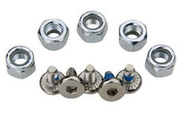 Oś-śruba do wrotek